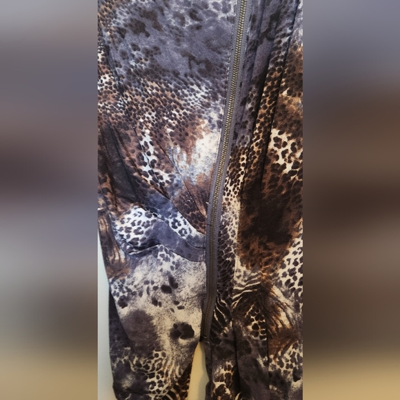 Animal Print Women's Tunic Top - Picture 4 of 5